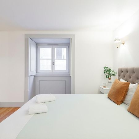 Double Room With Private Wc In Shared House In Downtown ลิสบอน ภายนอก รูปภาพ