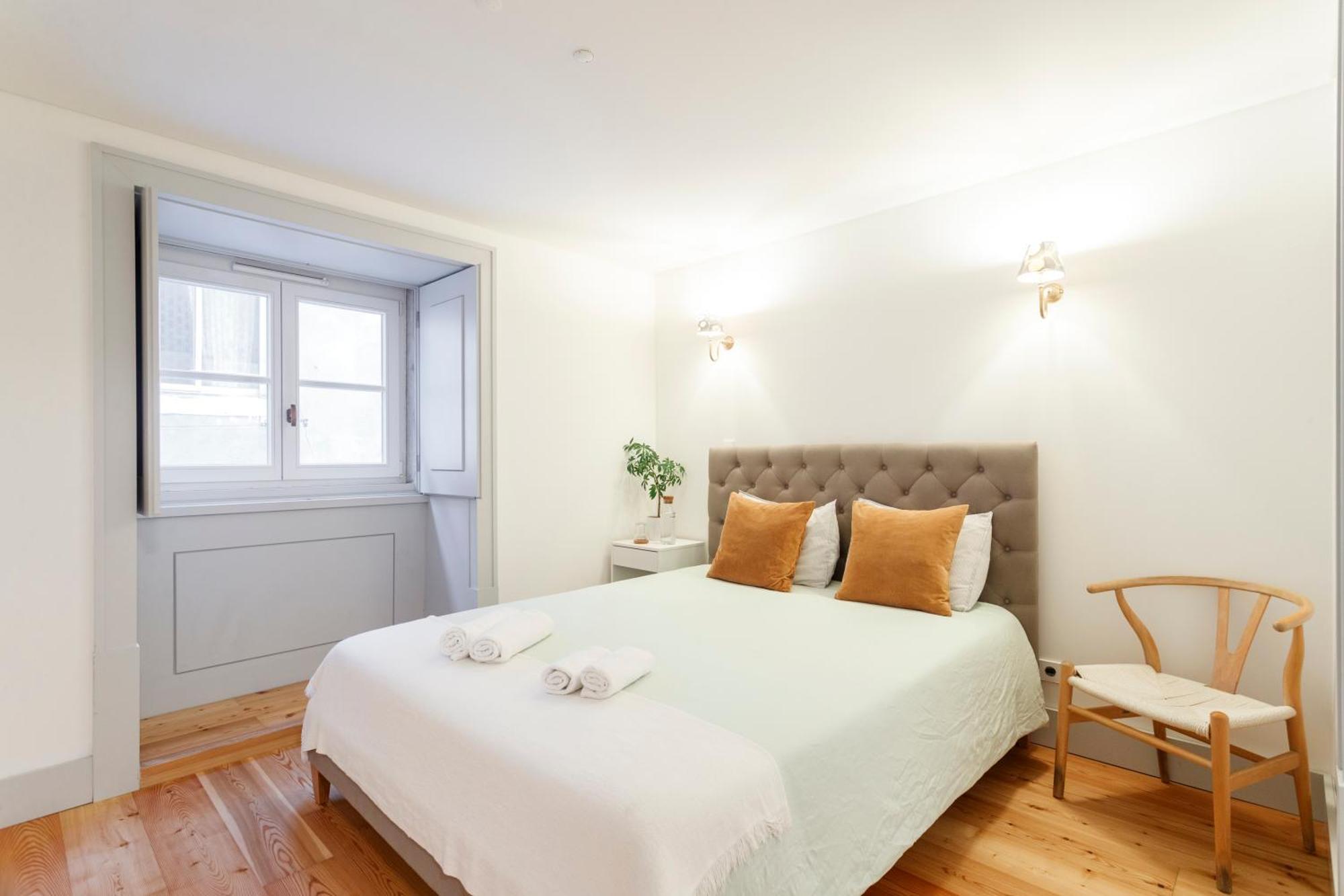 Double Room With Private Wc In Shared House In Downtown ลิสบอน ภายนอก รูปภาพ